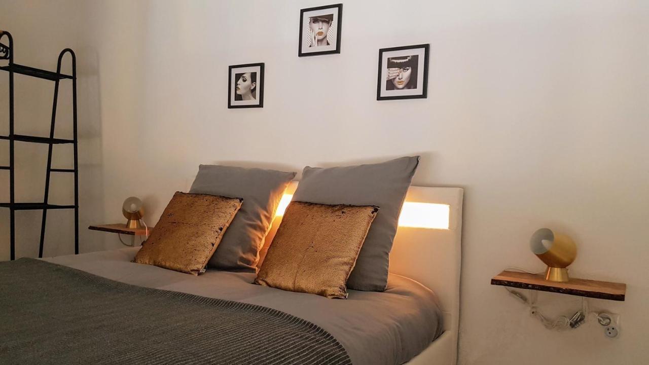 Les Nuits D'Anis - Appartements Hypercentre Le Puy-en-Velay Zewnętrze zdjęcie