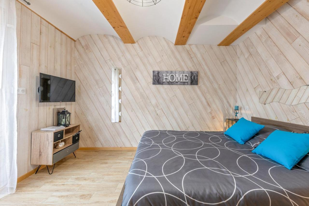 Les Nuits D'Anis - Appartements Hypercentre Le Puy-en-Velay Zewnętrze zdjęcie